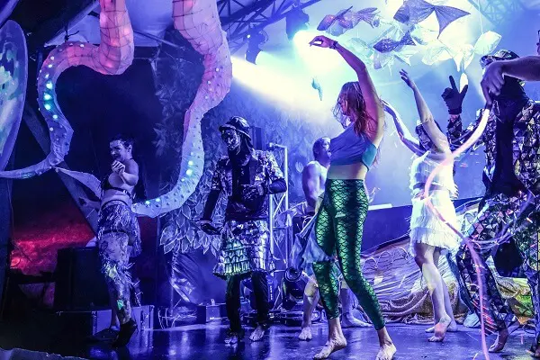 White Stag Gogo Dancers - presented by Spark & Flare Circus Performance
